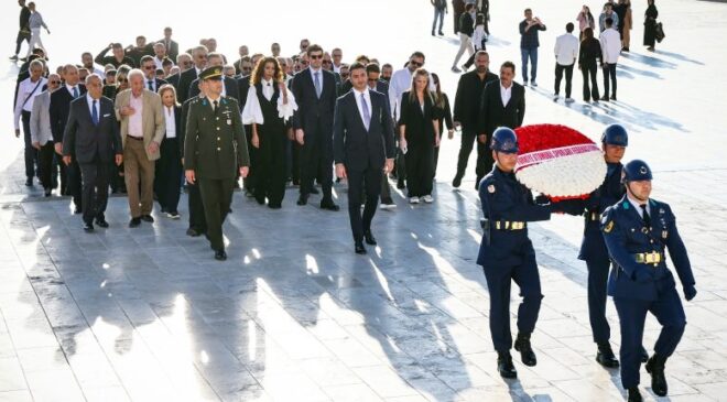 TOSFED’den Anlamlı Anıtkabir Ziyareti