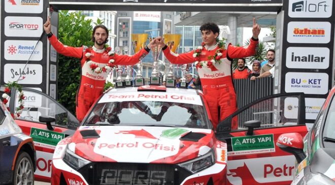 49.Yeşil Bursa Rallisini Kazanan Ekip Kerem Kazaz ve Corentin Silvestre Oldu