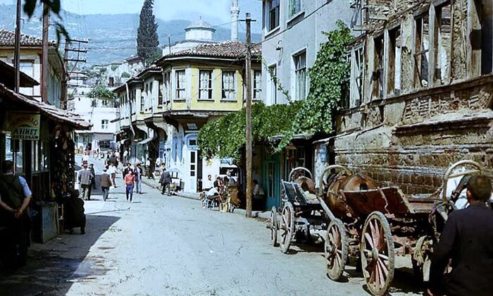 Bursa öldü başımız sağ olsun !!