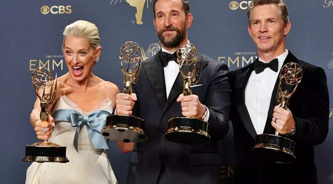 2025 Emmy Ödülleri Gecesi Sürprizi !