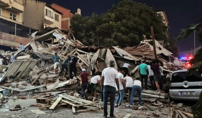 Balıkesir’in Sındırgı ilçesinde 6,1 büyüklüğünde deprem meydana geldi