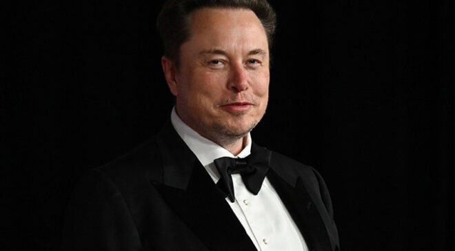 Elon Musk, 500 milyar dolar serveti aşan ilk insan oldu