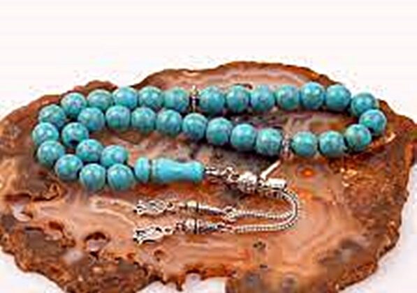 TESPİHİN TARİHİ: İNSANLIĞIN PARMAKLARI ARASINA SIKILMIŞ BİR MEDENİYET HİKÂYESİ