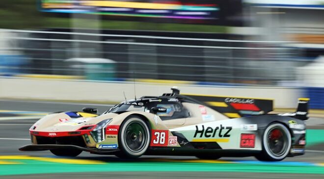 LE MANS YARIŞI: CADİLLAC, BMW’DEN 0.005 SANİYE FARKLA POLE POZİSYONUNU KAPTI. SONRA DA CEZA ALDI