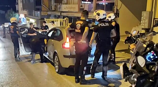 Bursa’da bini aşkın polis ile huzur operasyonu! 